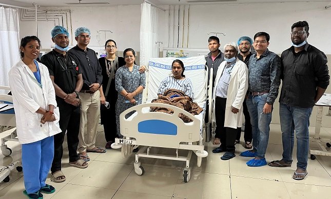 रायगढ़ मेडिकल कॉलेज में चमत्कार: गंभीर अवस्था में लाई गई गर्भवती महिला को मिला नया जीवन 