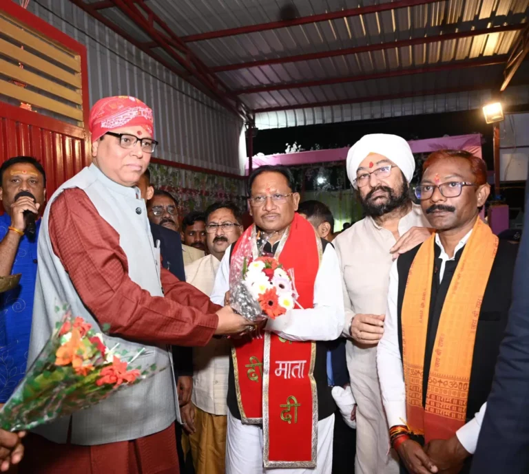 आस्था, संस्कृति और किसान कल्याण का संदेश — मुख्यमंत्री विष्णुदेव साय ने पंडरीपानी महालक्ष्मी मंदिर में की पूजा-अर्चना 