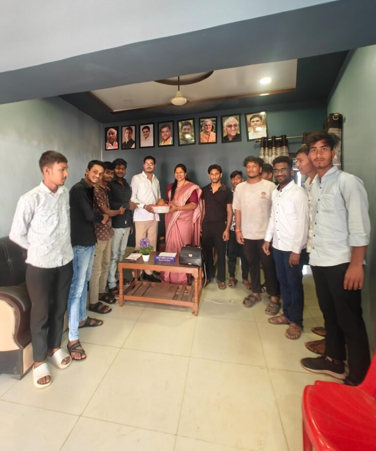 जनसेवा की मिसाल: हर समय सक्रिय रहती हैं विधायक कविता प्राण लहरे, जनता के विश्वास पर खरी उतरतीं