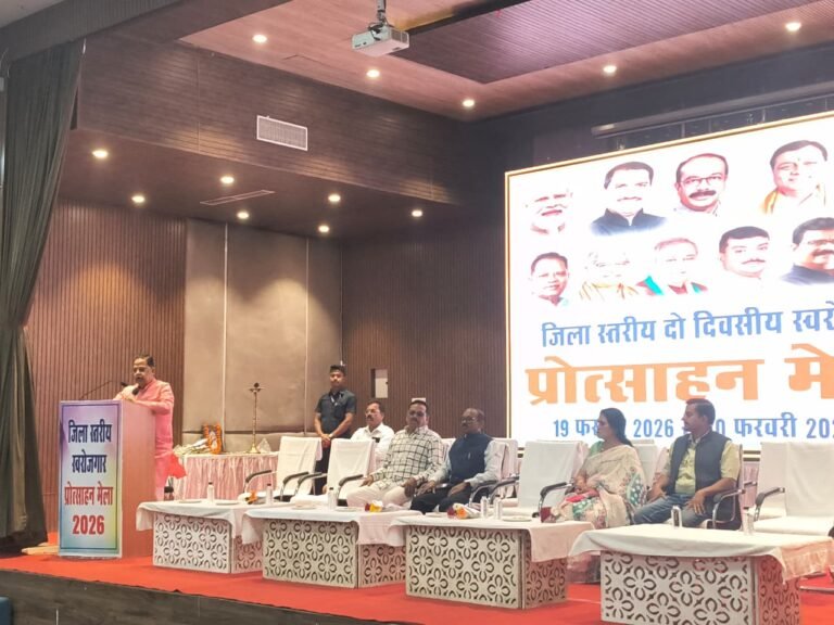 दो दिवसीय स्वरोजगार प्रोत्साहन मेले में उमड़ा युवाओं का उत्साह, उद्यमिता की ओर बढ़े कदम, समापन कार्यक्रम में शामिल हुए विधायक श्री अमर अग्रवाल