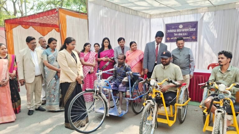 मोट्राइज्ड ट्राईसाइकिल से दिव्यांग सूरज के जीवन में आई नई रोशनी