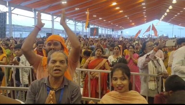 कटघोरा क्षेत्र के ढपढप में श्रद्धालुओं की भीड़, हनुमंत कथा में उमड़ा आस्था का सागर