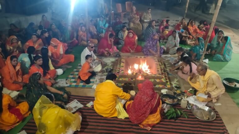 शीर्षक: “कटघोरा में भक्ति की गूंज: हनुमान प्रकटोत्सव पर नगर के सभी मंदिरों में उमड़ा श्रद्धा का सैलाब”