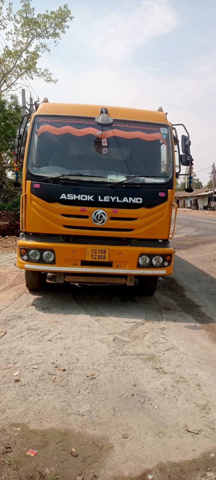 खनिज माफिया पर सख्ती : 1 हाइवा और 04 ट्रैक्टर-ट्रॉली जब्त लगातार जारी है अवैध खनन के विरुद्ध कार्रवाई