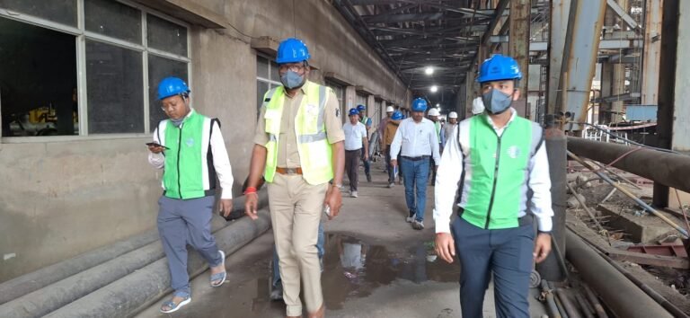 वेदांता प्लांट में भीषण विस्फोट: 17 श्रमिकों की दर्दनाक मौत, 19 घायल — सरकार और प्रशासन ने संभाला मोर्चा