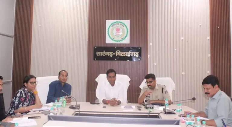 सारंगढ़-बिलाईगढ़ में कानून व्यवस्था पर सख्ती: कलेक्टर डॉ. संजय कन्नौजे के निर्देशों से प्रशासन अलर्ट