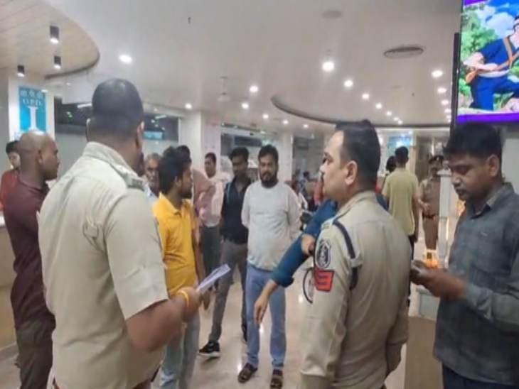 ऑपरेशन के बाद आरक्षक की मौत, परिजनों का अस्पताल पर लापरवाही का आरोप