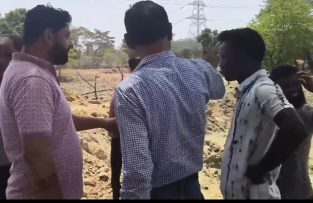 रखड़ से उबल पड़ा चाकाबुड़ा: जनता की आवाज बने आरती नरेंद्र साहू, एसीबी को दी आंदोलन की चेतावनी